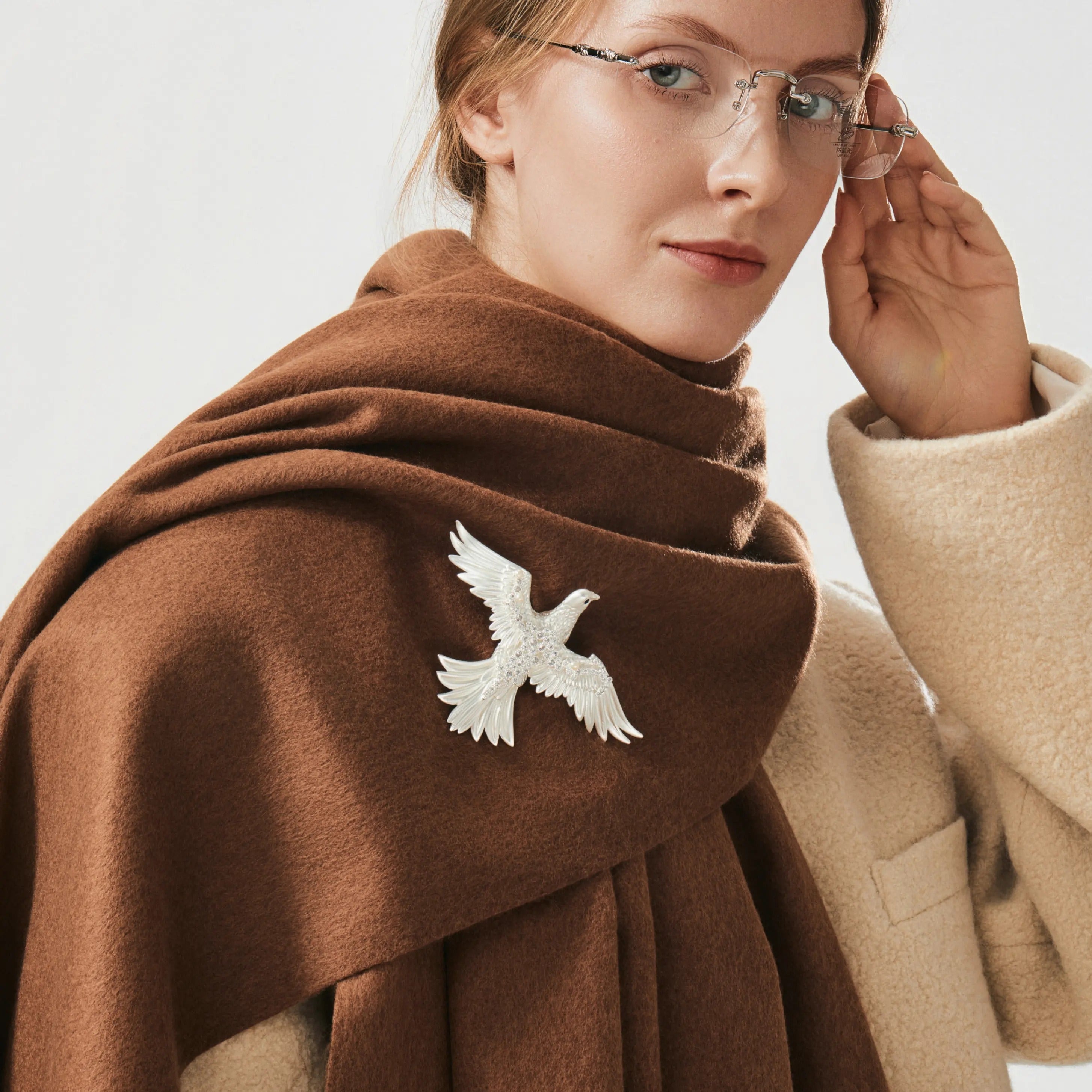 Aure Avem Brooch Silver Radiant Dove with Crystals