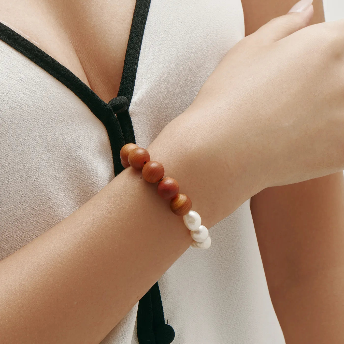 Sylva Bracelet Wood and Freshwater Pearl Beaded Bracelet