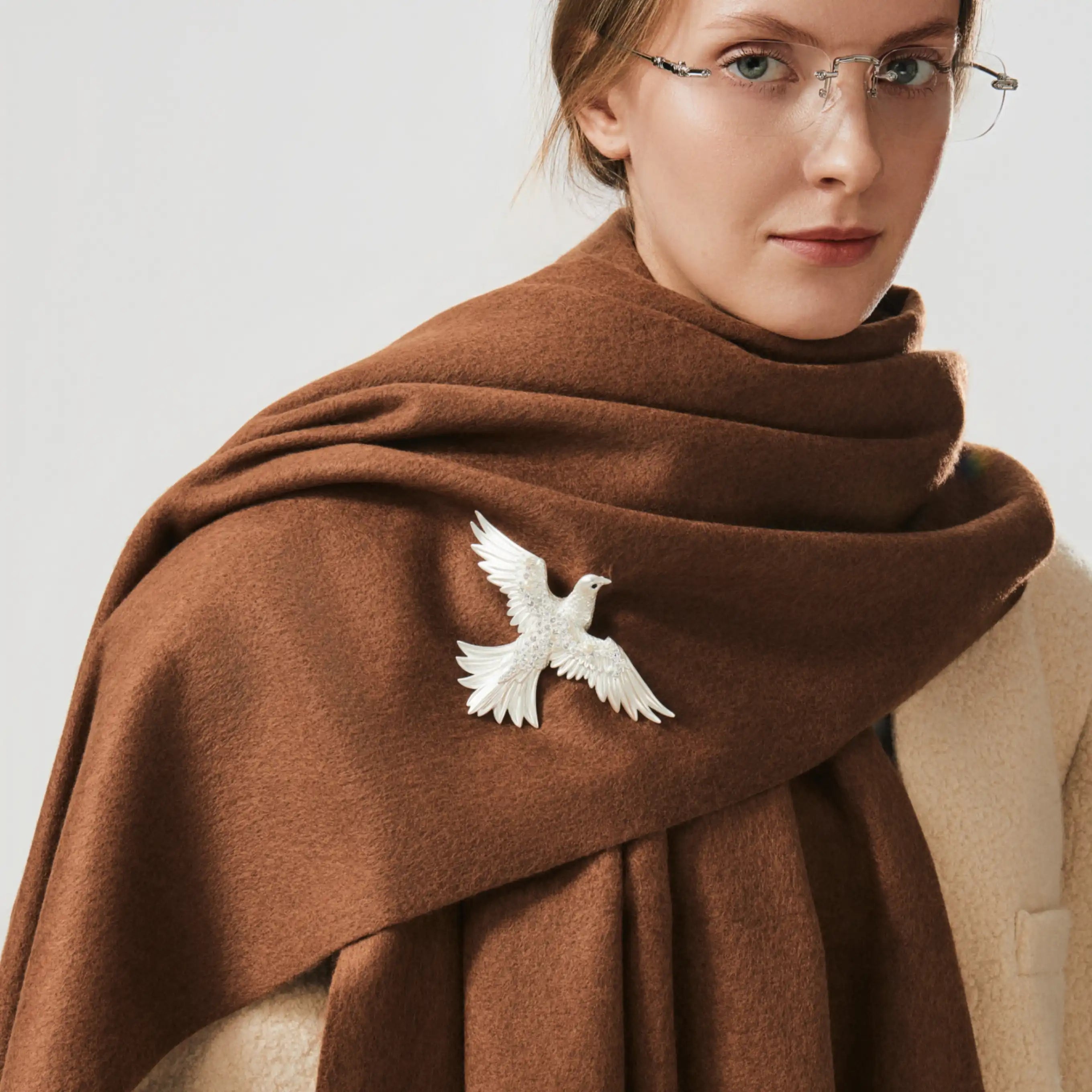 Aure Avem Brooch Silver Radiant Dove with Crystals