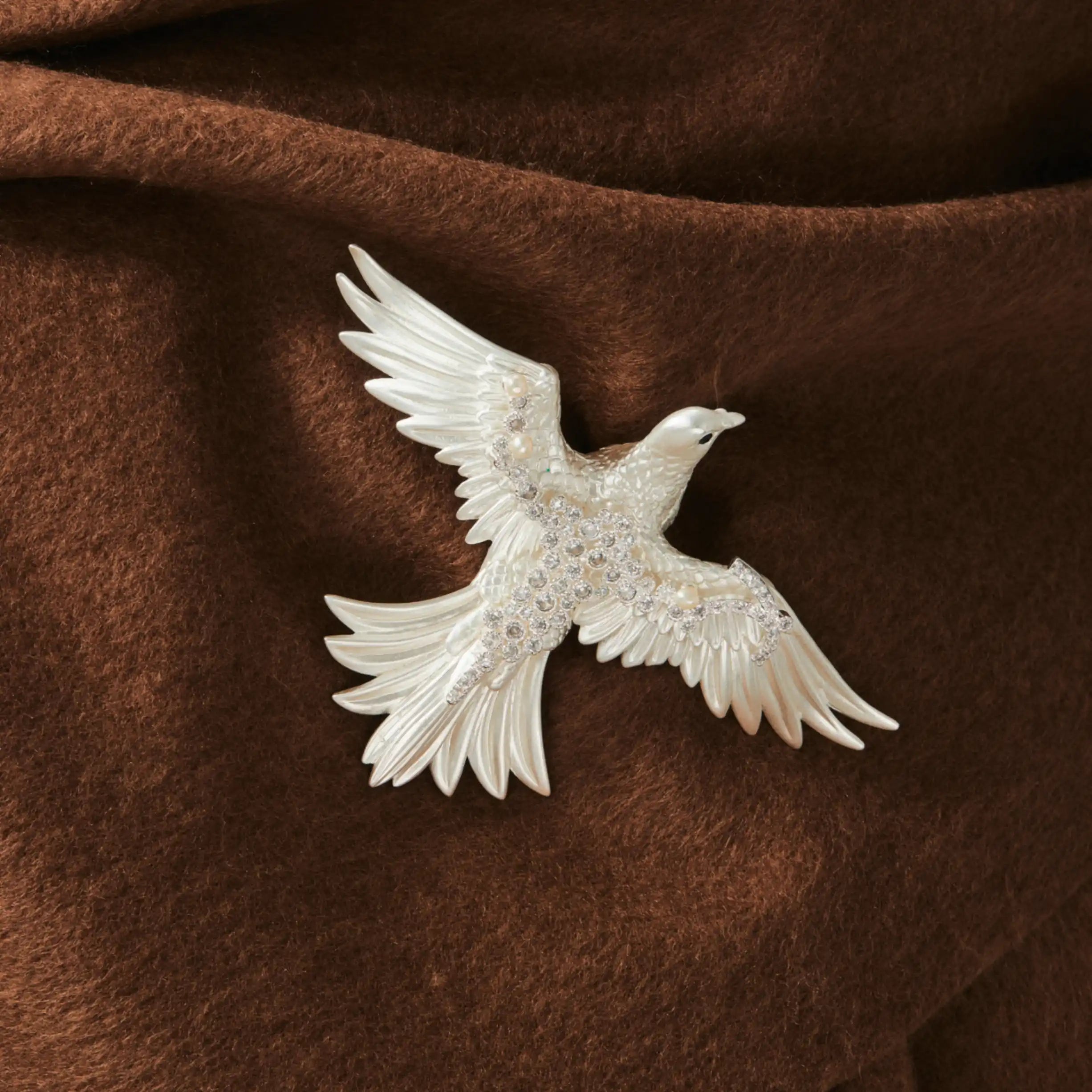 Aure Avem Brooch Silver Radiant Dove with Crystals