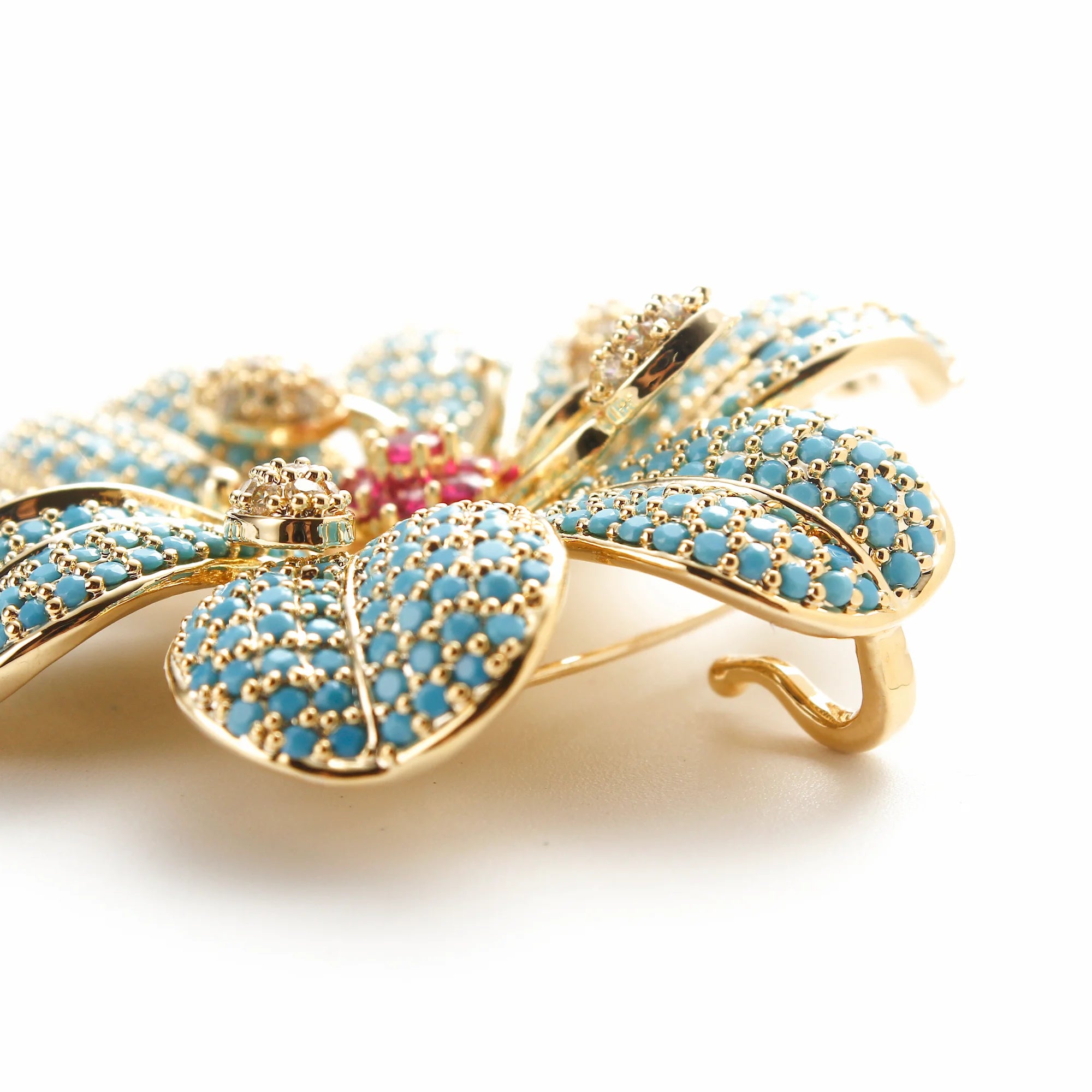 Aurea Fleur Brooch — The Bloom of Radiance