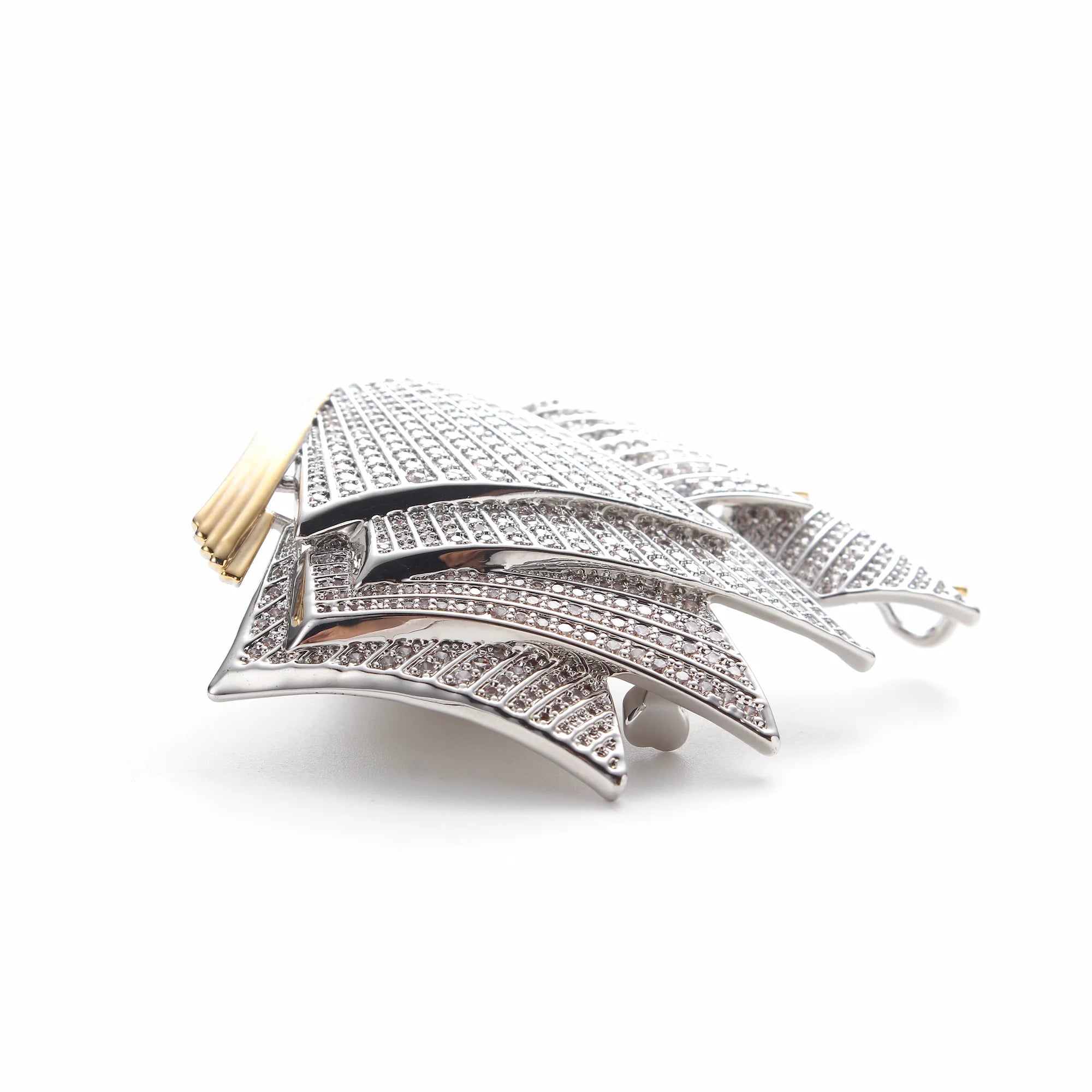Aurea Sail Brooch — The Shape of the Wind