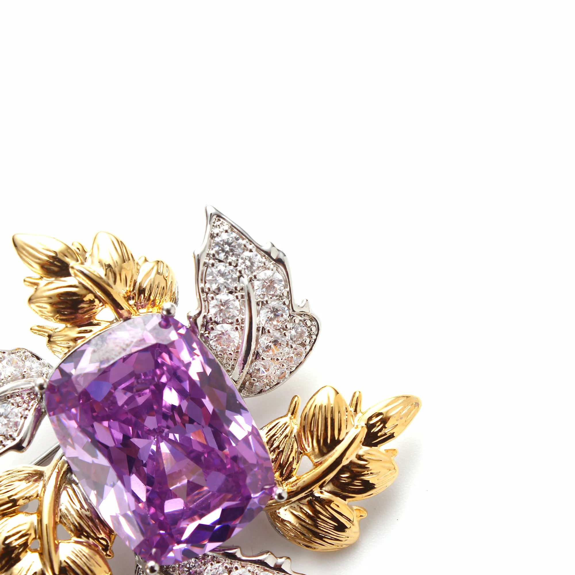 Aurelia Vinea Brooch — The Bloom of Grace