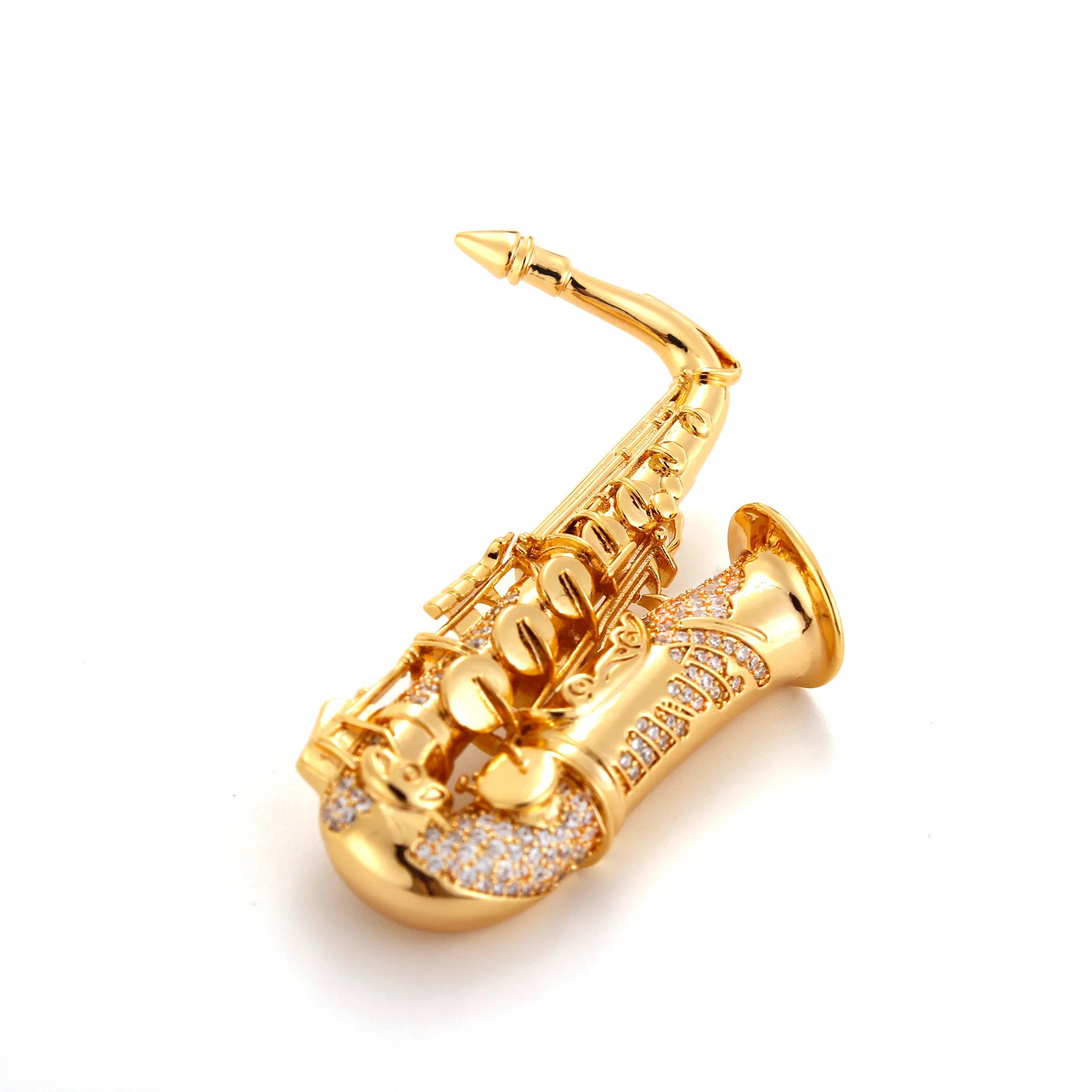 Aureo Sax Brooch: The Golden Sound of Summer