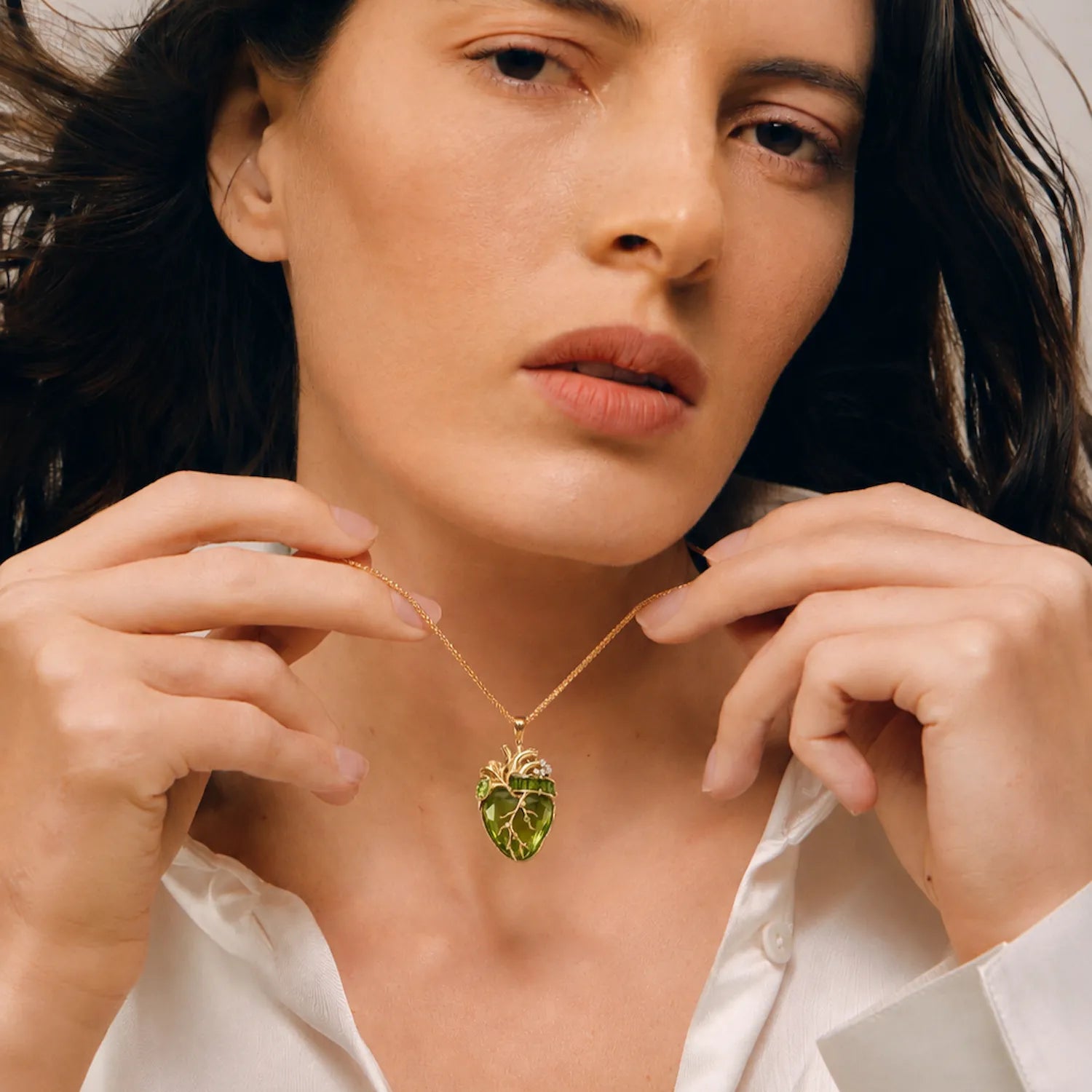 Cor Vitae Heartstone Necklace August Olive Green — Pre-Order