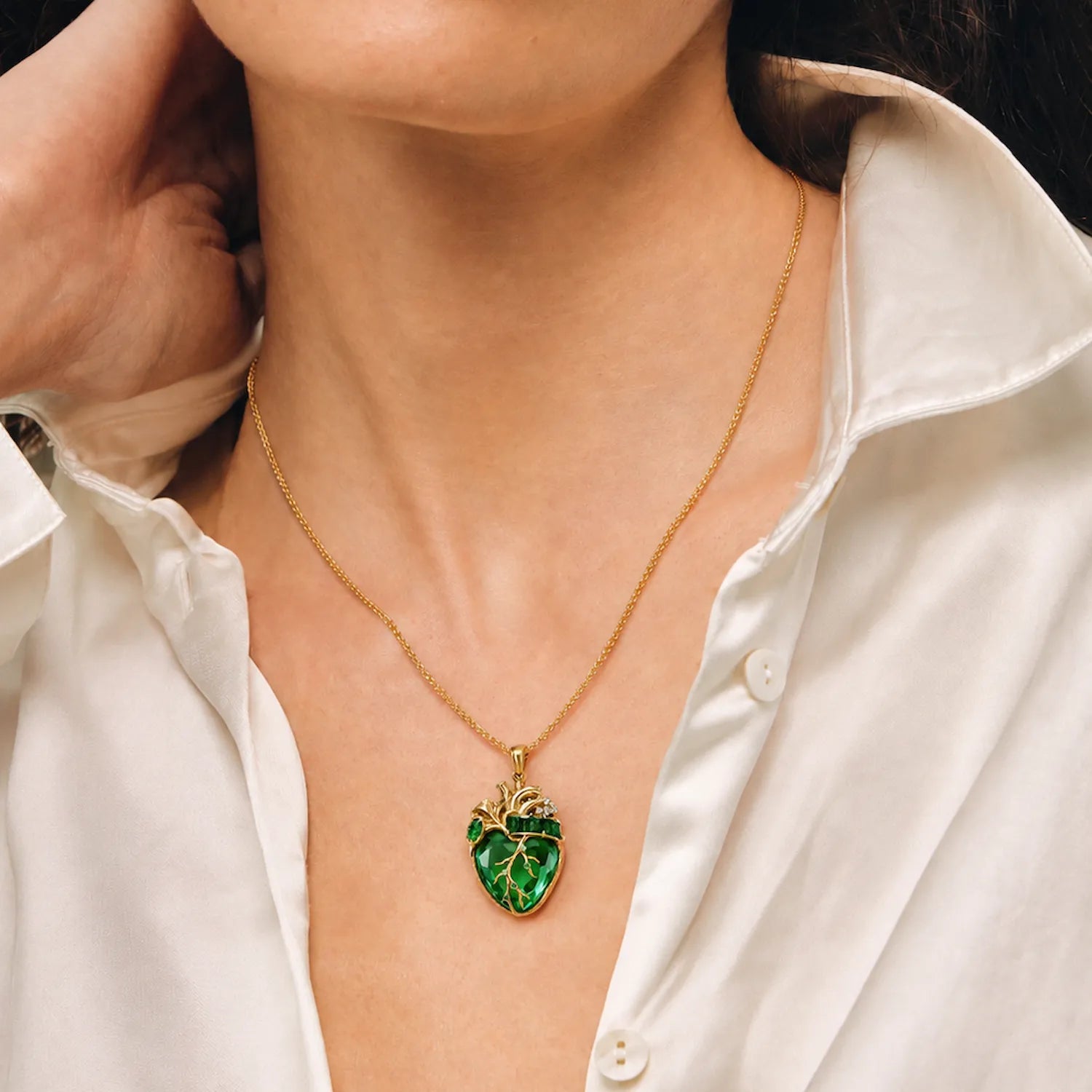 Cor Vitae Heartstone Necklace May Verdant Green — Pre-Order