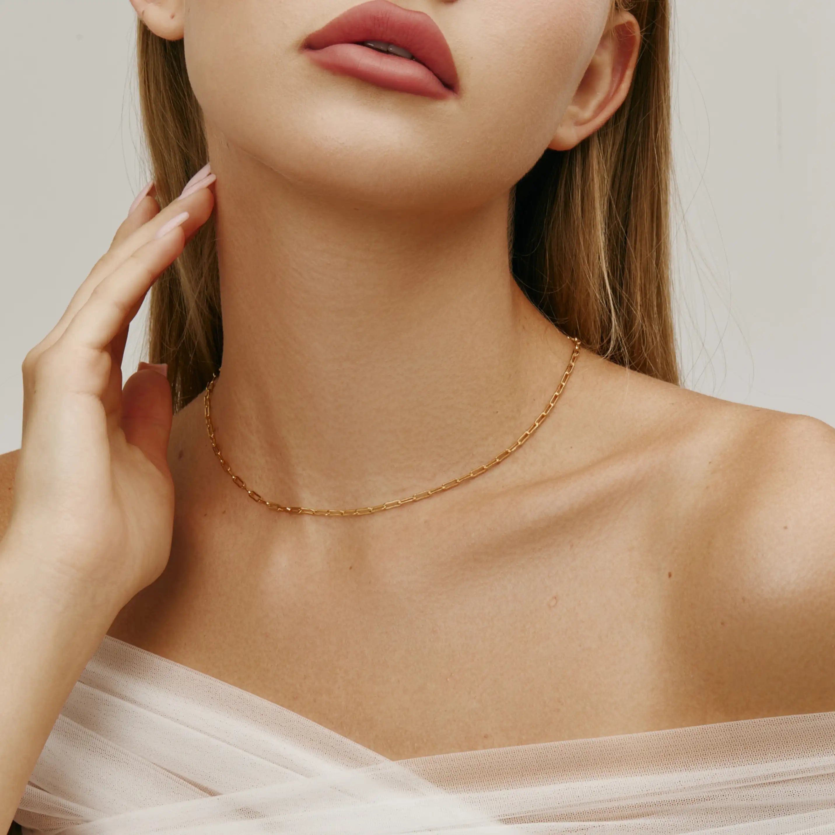 Eira Necklace Minimalist Gold Chain Necklace