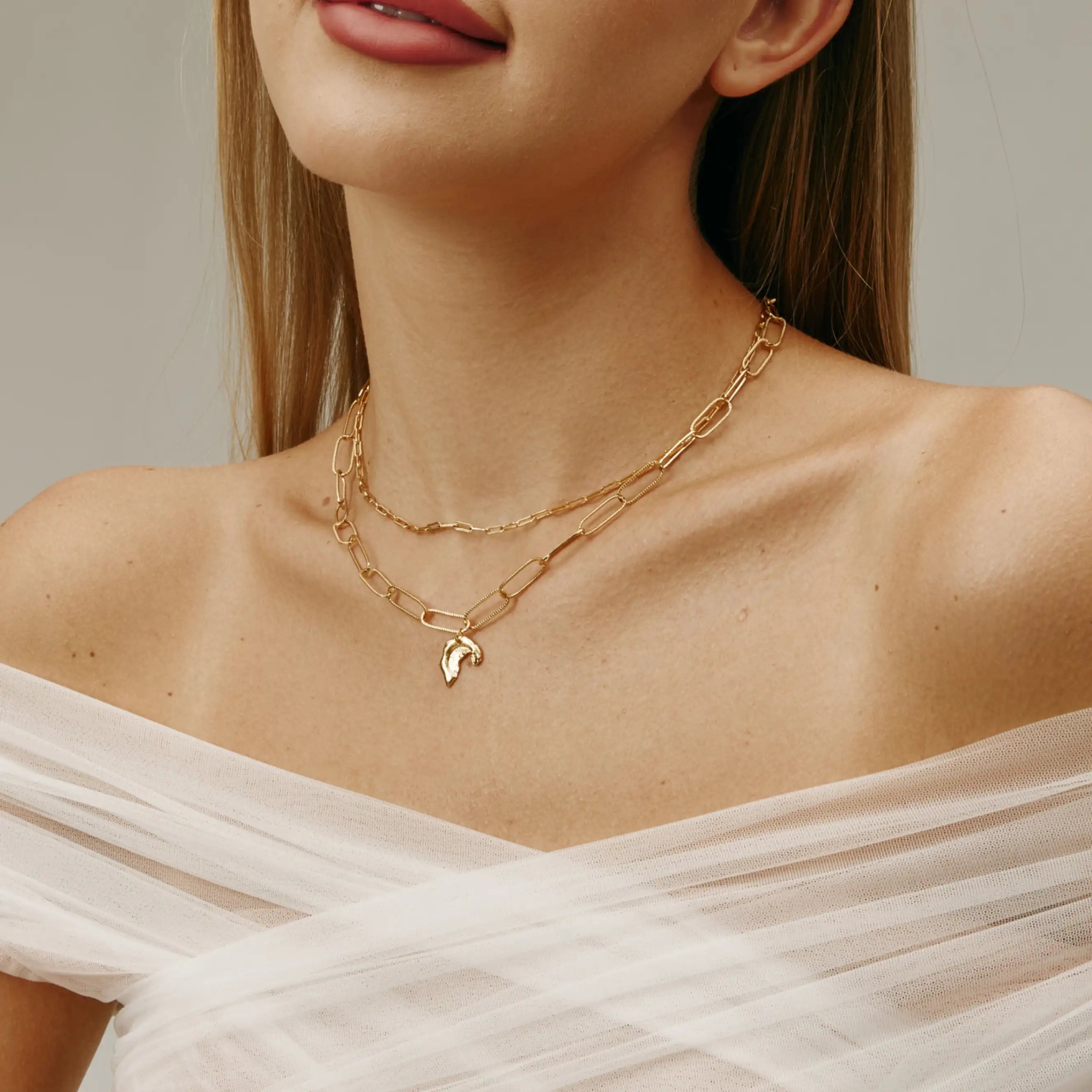 Eira Necklace Minimalist Gold Chain Necklace