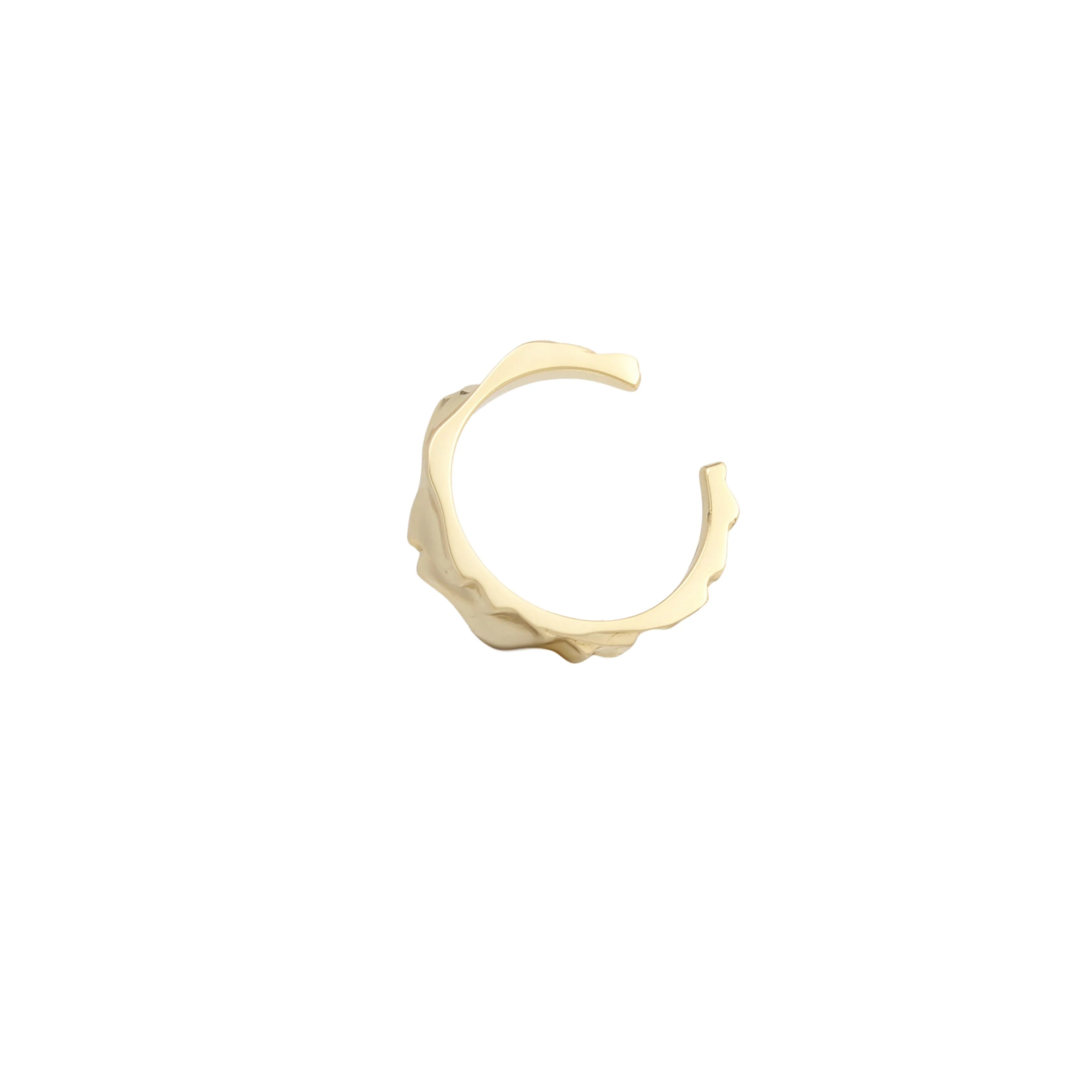 Etera Ring Textured Wave Gold Adjustable Band