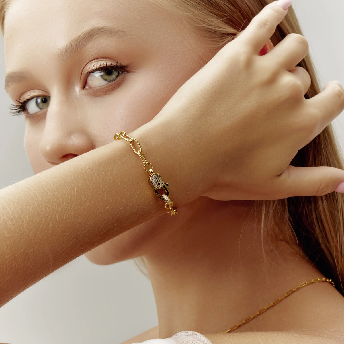 Forte Bracelet Gold Chain Link Bracelet with Pave Clasp