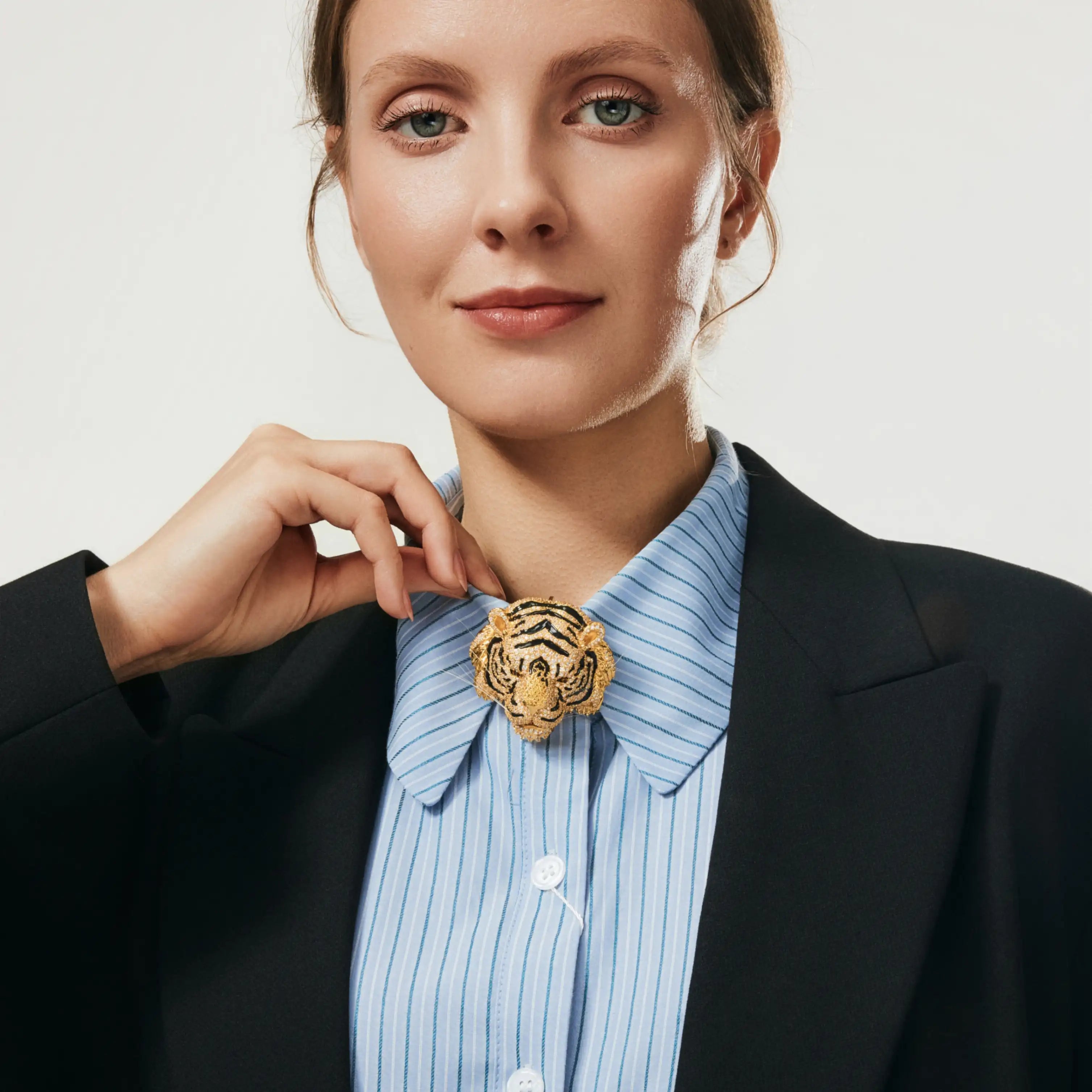 Imperium Tigra Brooch Regal Gold Tiger Crystal Brooch