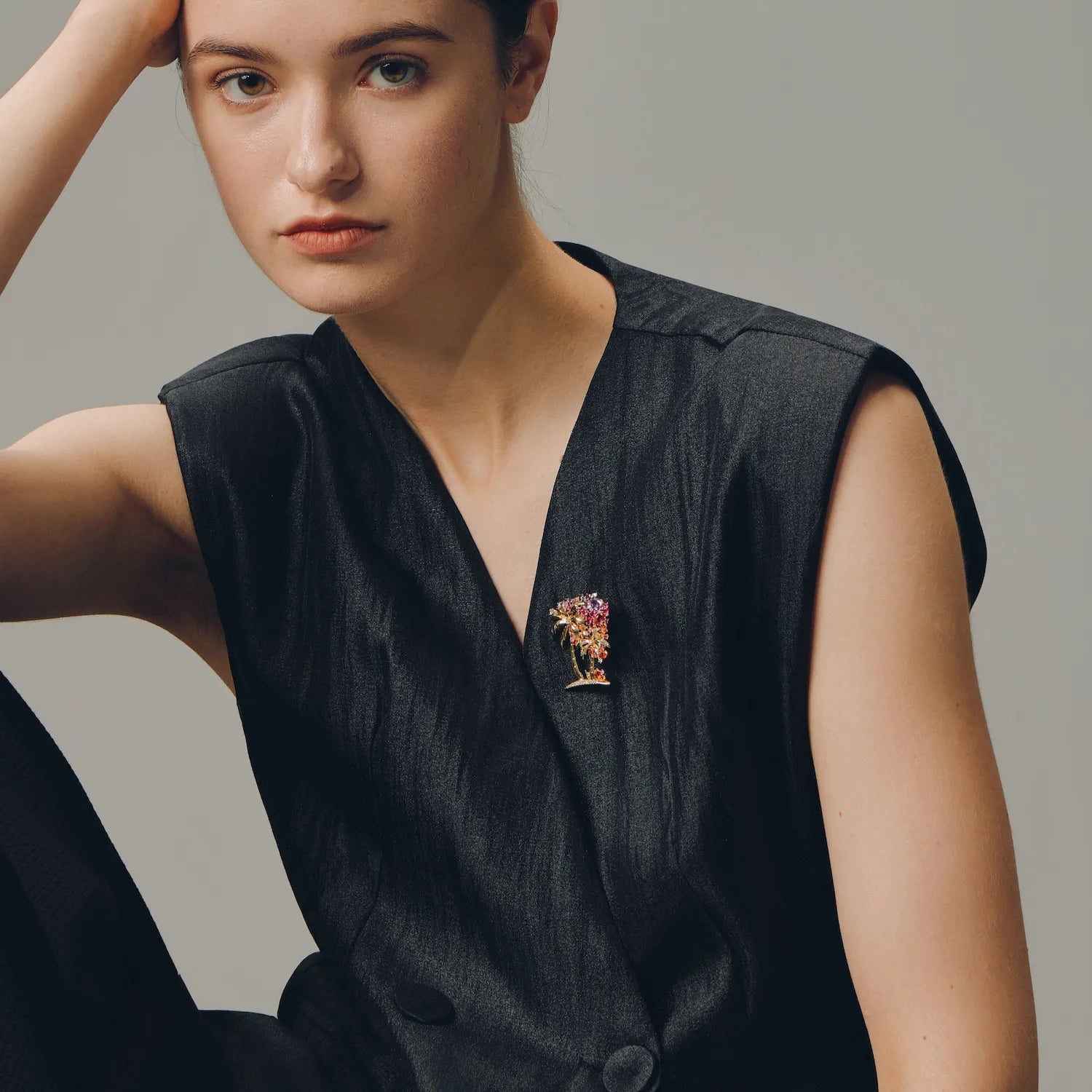 Solara Palm Brooch: Sunset Over the Island