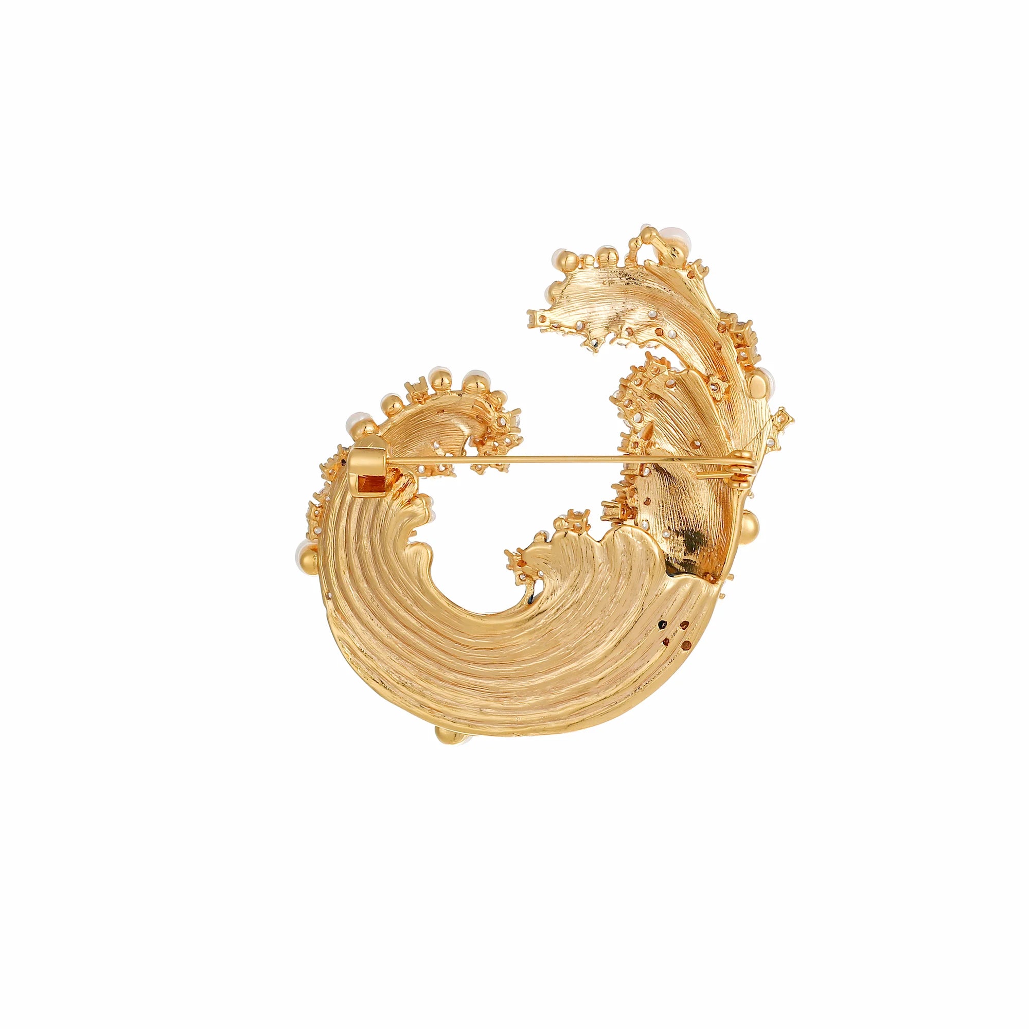 Tempesta Wave Brooch: The Rising Tide
