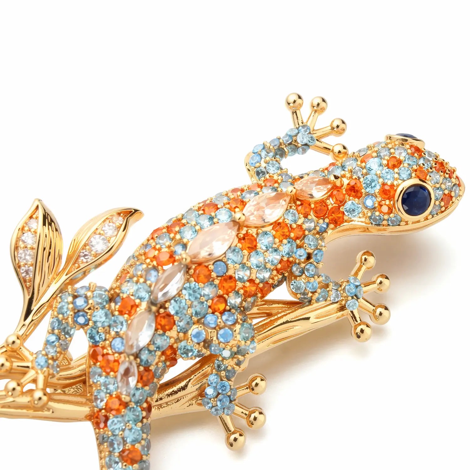 Tessera Gecko Brooch — The Art of Adaptation