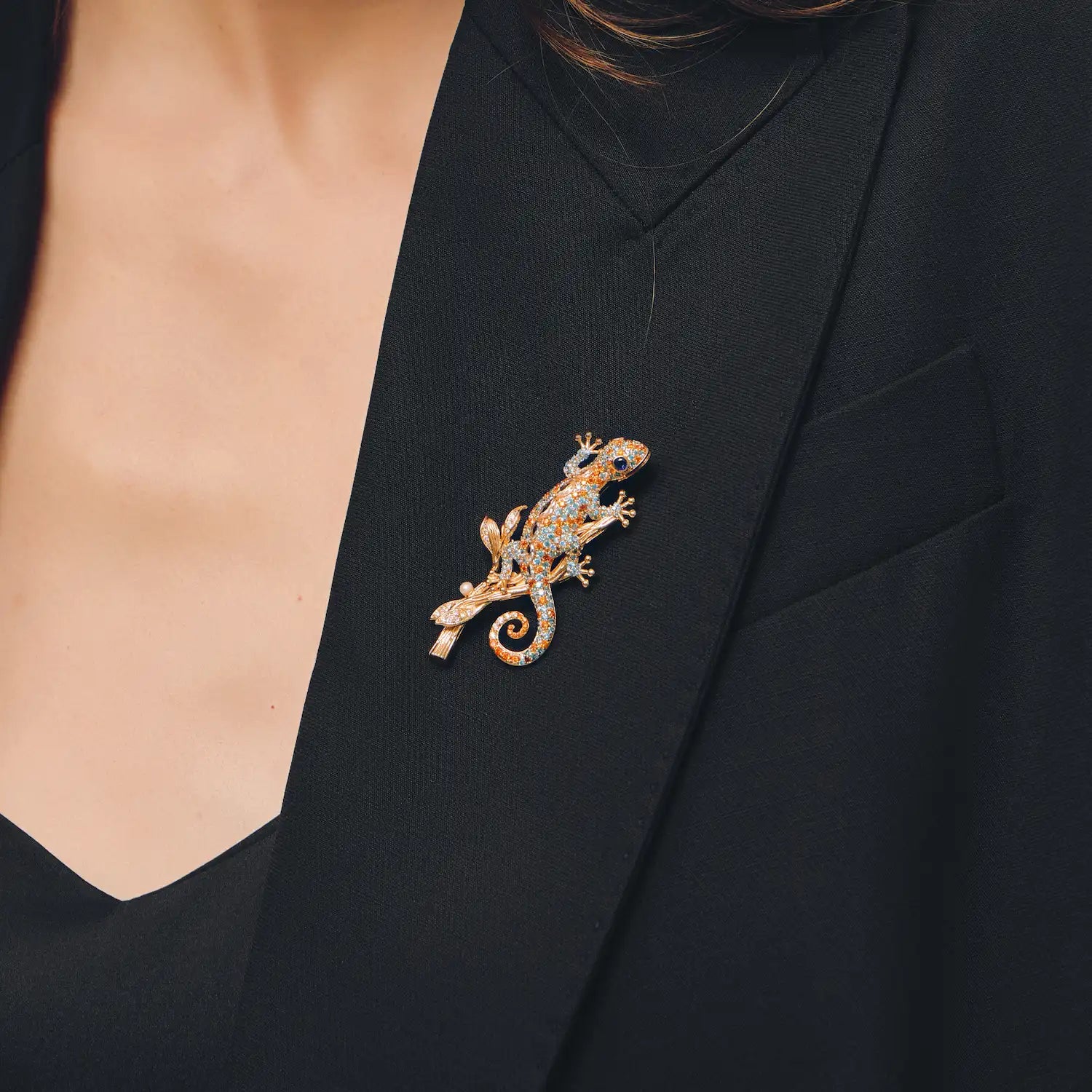 Tessera Gecko Brooch — The Art of Adaptation