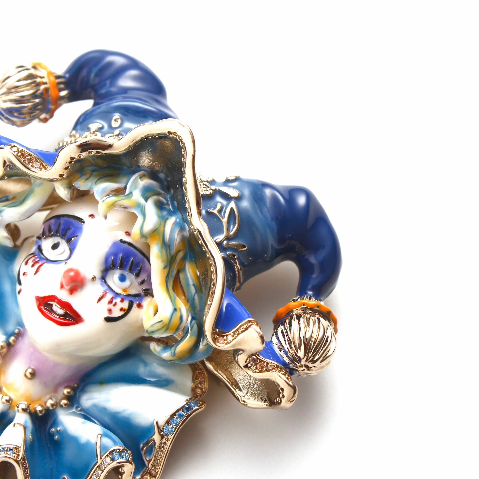 Theatrum Jester Brooch — The Smile of Chaos